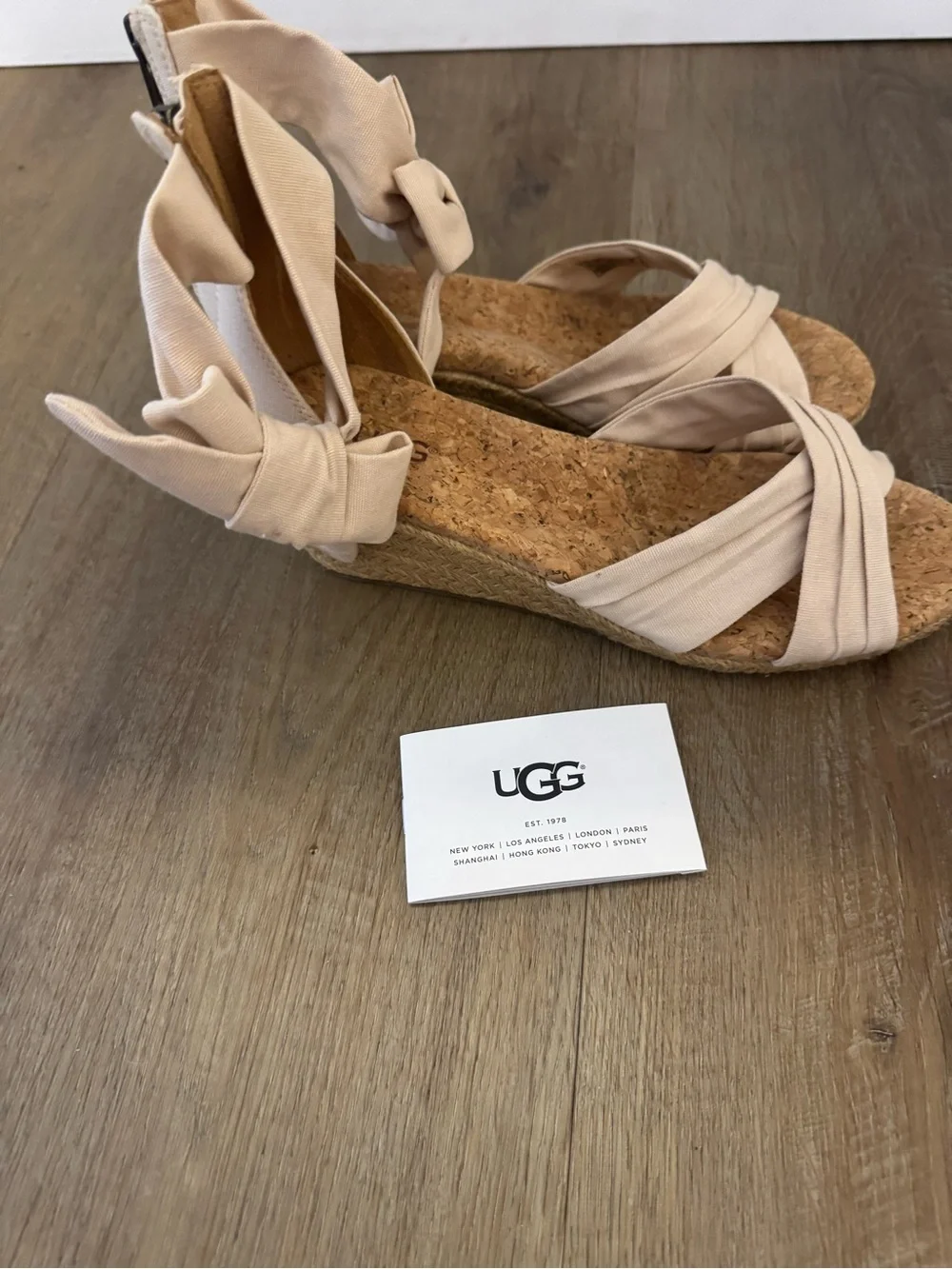 NIB UGG Australia Traci Espadrille Cork Wedge Sandals Cream US 6.5